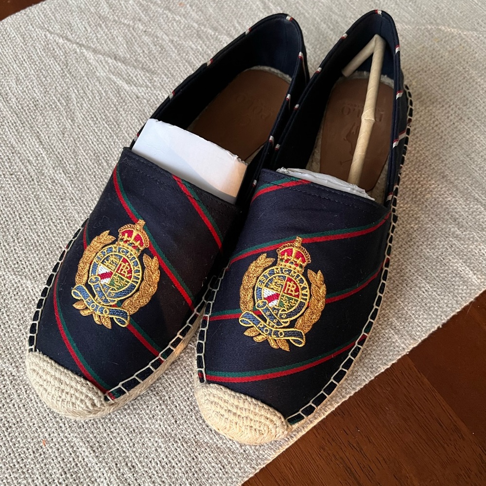 New man shoes never worn